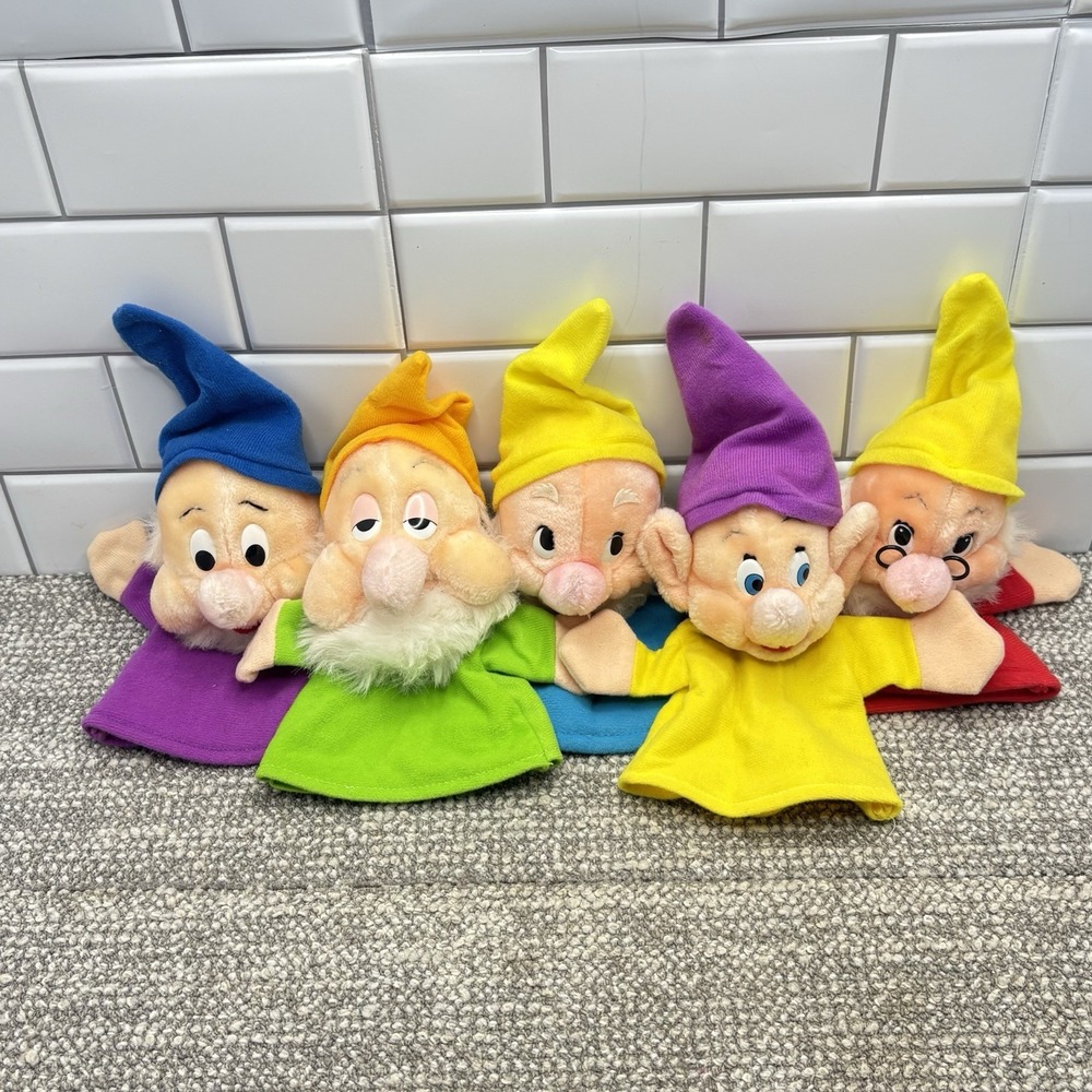 Disney Snow White Seven Dwarfs Hand Puppets Lot Disneyland